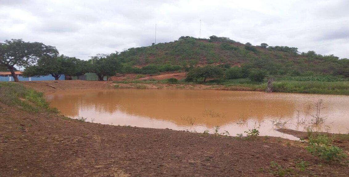 crianca-de-apenas-3-anos-morre-afogada-em-barreiro-no-interior-do-piaui-1b49c525-5a8c-4e0b-bb9a-07d6f1f8ed49-1024x768-1 (1)