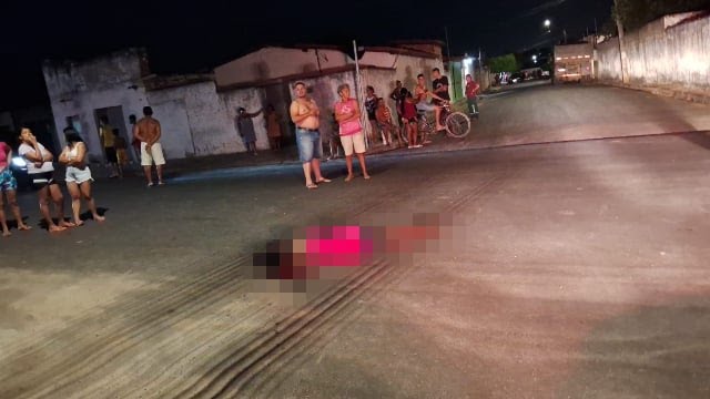 homem-e-brutalmente-assassinado-com-seis-tiros-na-cabeca-em-teresina-ec3ae33d-67aa-45cf-8001-93800a5c10c1